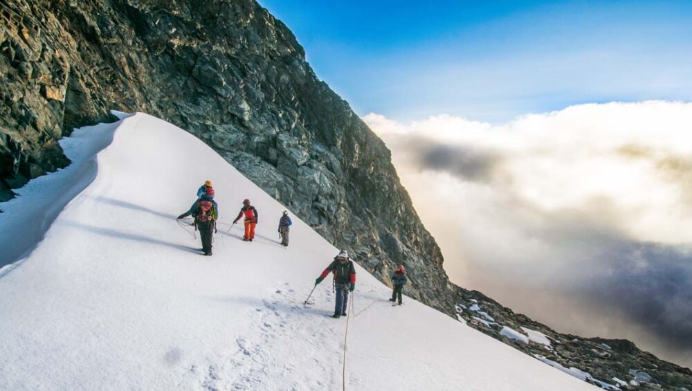 Hiking Uganda's Rwenzori Mountains of the Moon. Discovery Journeys. 11 Days Rwenzori Hiking