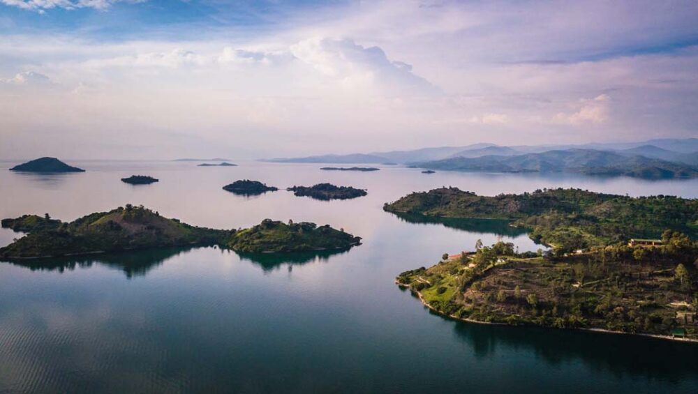 Best Luxury Rwanda Tour Adventures. Discovery Journeys