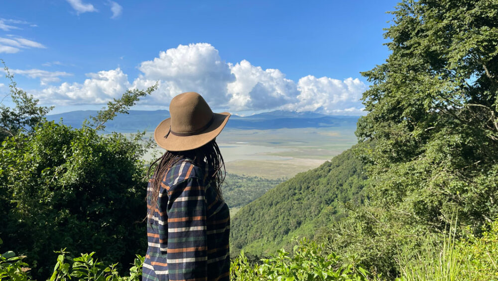 Best Tanzania Solo Safari Adventures. Discovery Journeys